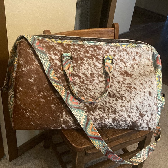 Dancing Cactus Designs Handbags - Dancing Cactus Designs Duffel NWT